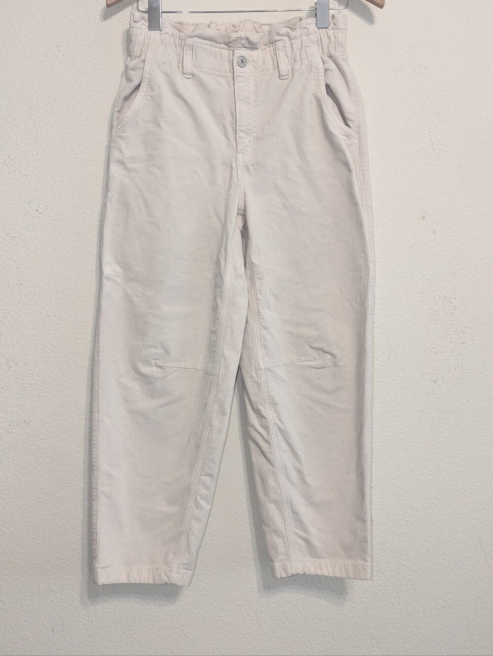 American Eagle Pants Womens 2 Ecru  Corduroy Barrel Leg High Rise Paper Bag